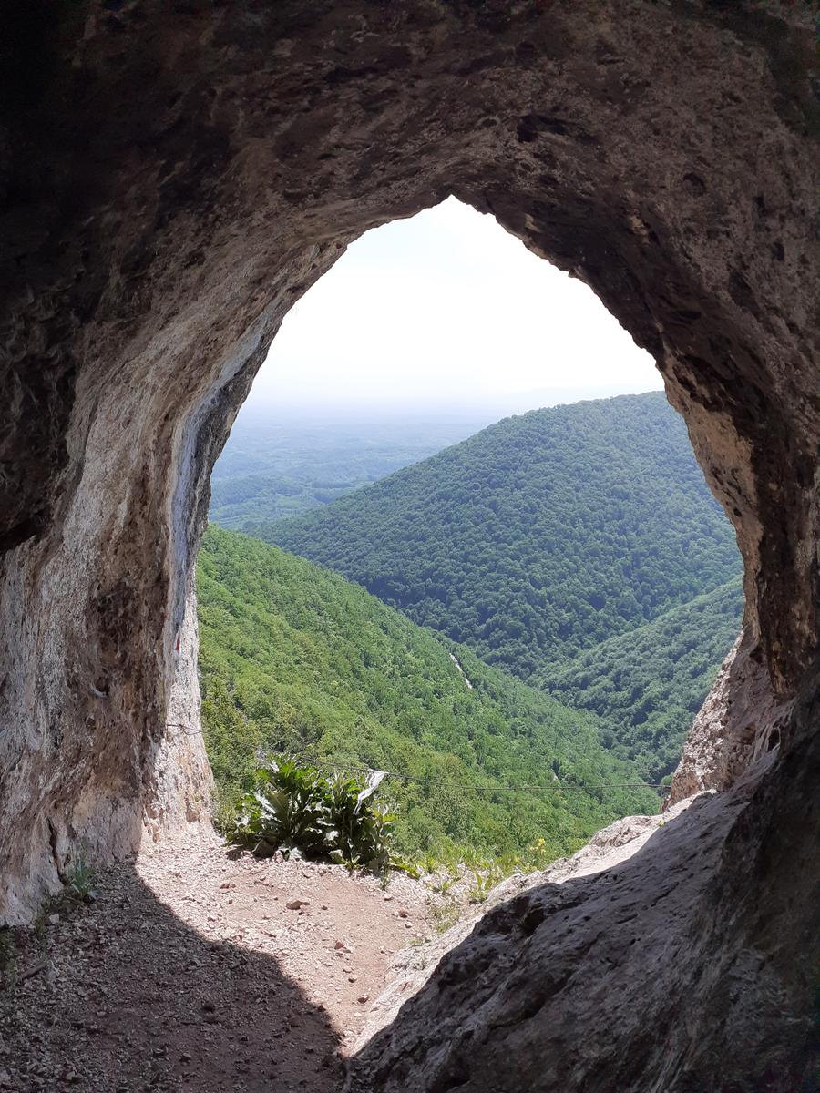 Pogled kroz Stjeničko okno, leto